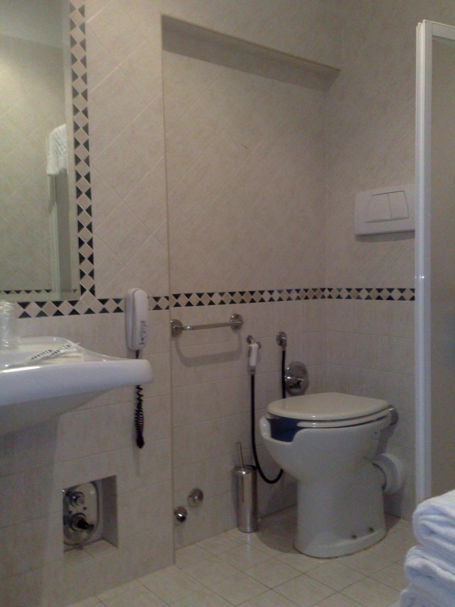 Hs 311 Hotel Rom Eksteriør billede